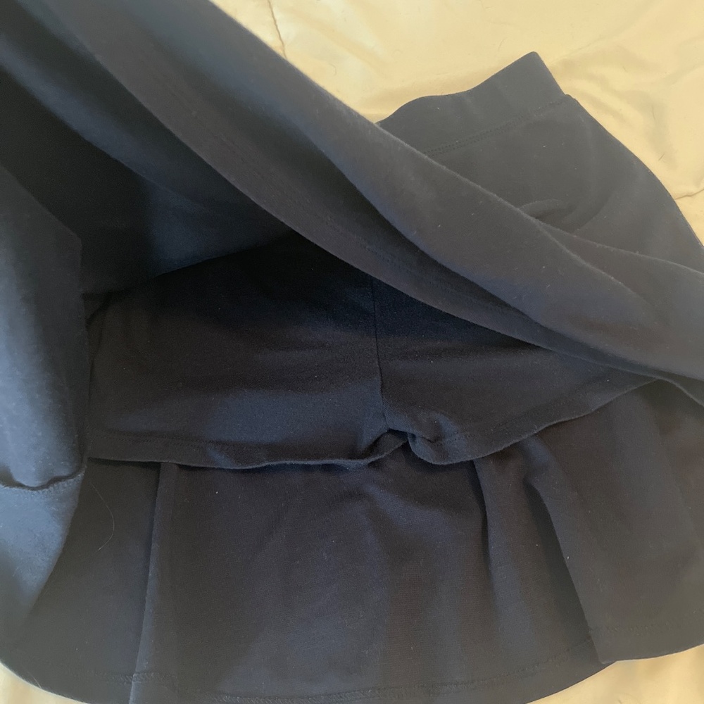 Navy skort - Picture 3 of 4
